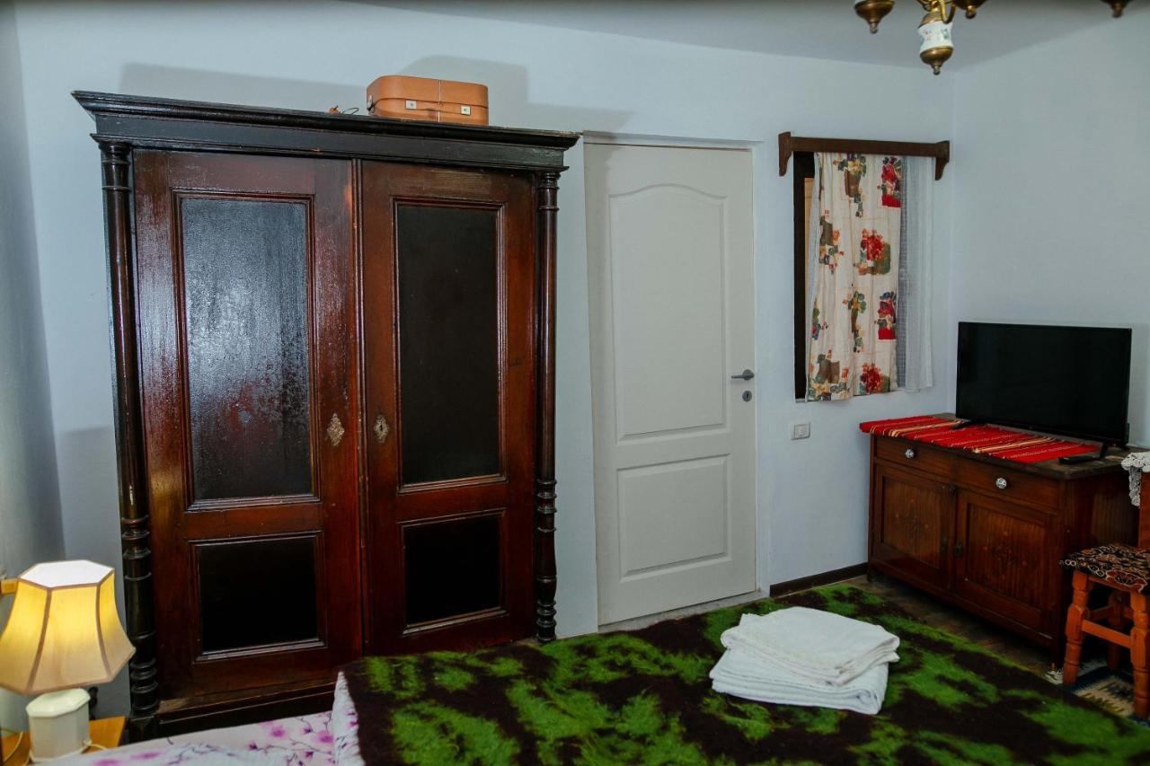 Casa Pe Valea Hartibaciului Konuk evi Barcut Dış mekan fotoğraf