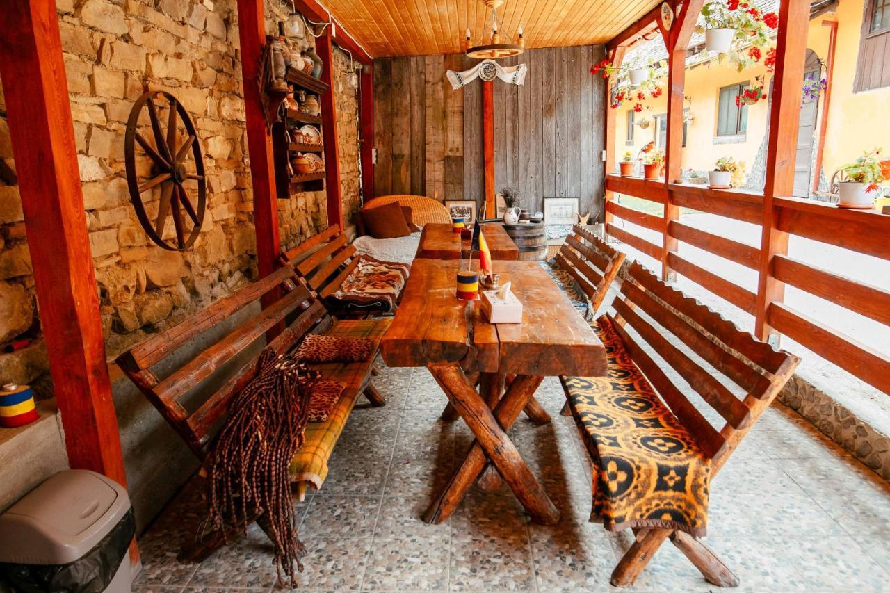 Casa Pe Valea Hartibaciului Konuk evi Barcut Dış mekan fotoğraf